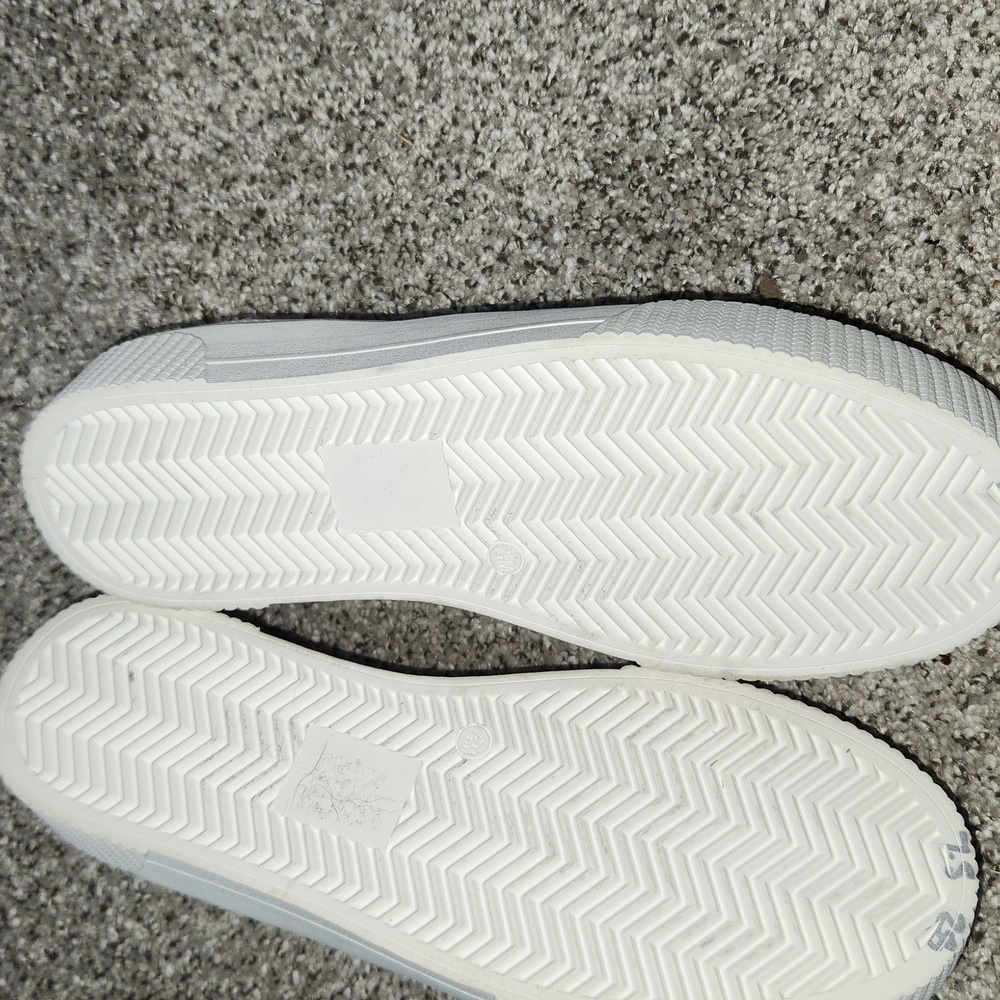Jessica Simpson Elisha Sneaker Size 7.5 - Picture 5 of 6